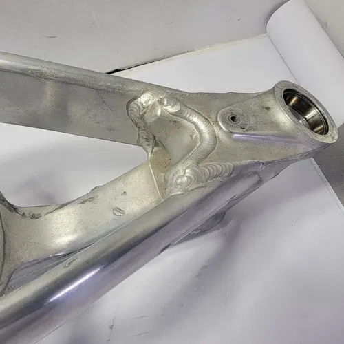 2008 2008-2009 Honda CRF250R CRF 250R CRF250 Frame Main Chassis Cradle Straight