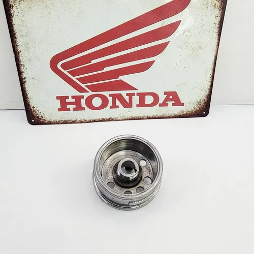 2004 2004-2009 Honda CRF250R Flywheel Alternator Generator Ignition Flywheel OEM
