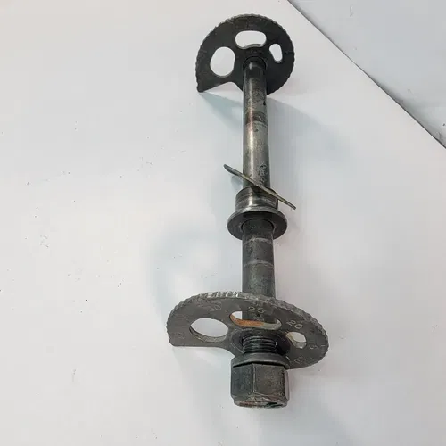1998 1993-2002 HONDA XR200R Rear Axle Back Wheel Rim Pivot Bolt Axle HONDA OEM