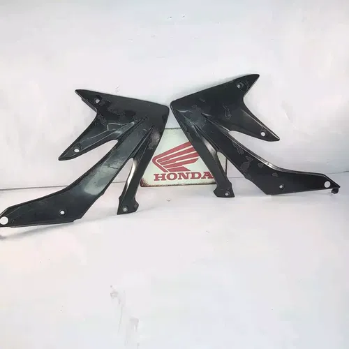 HONDA CRF450R CRF450 LEFT RIGHT GAS FUEL TANK SHROUD PLASTIC BLACK 2004-2009 OEM