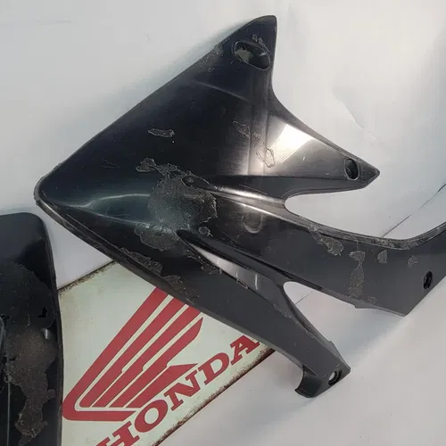 HONDA CRF450R CRF450 LEFT RIGHT GAS FUEL TANK SHROUD PLASTIC BLACK 2004-2009 OEM