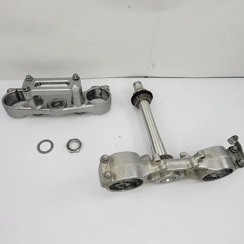 2005 04-05 Kawasaki KX250F 04-06 Suzuki RMZ250 Triple Tree Stem Triple Clamp OEM