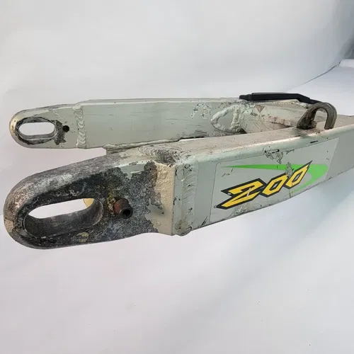 2001 1995-2006 Kawasaki KDX 200 KDX 220 Swingarm Swing Arm Rear Arm And Guides