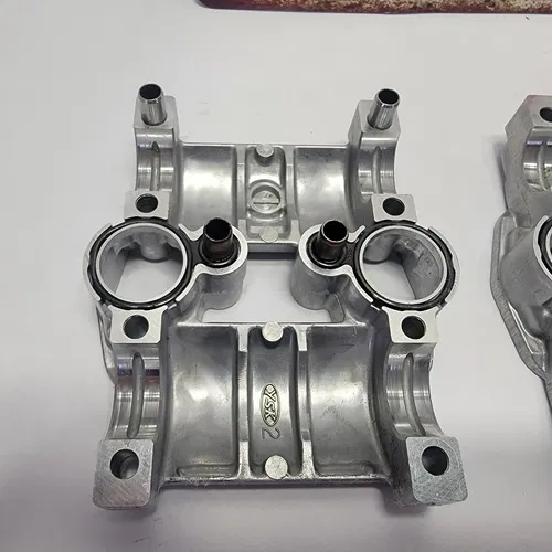 2018 Honda CBR600RR Camshaft Towers 2013-2019 Hold Down Caps Engine Cam Holders