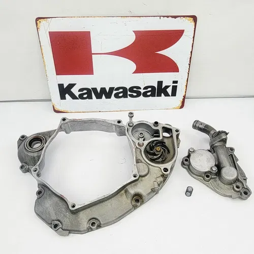 04-08 KAWASAKI KX250F 04-06 RMZ250 Inner Clutch Cover Water Pump 14032-0057 OEM