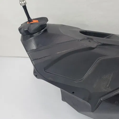 2009 2007-2010 KTM 150 SX 125 250 450 SX Fuel Tank Gas Tank Cap And Petcock OEM