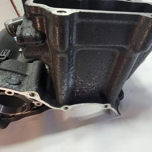 2015 2013-2018 Honda CBR500R CBR500 CBR 500 CrankCase Upper Crank Case Half