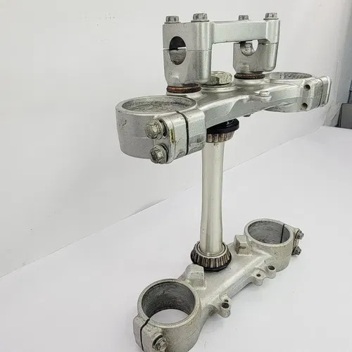 2005 04-05 Kawasaki KX250F 04-06 Suzuki RMZ250 Triple Tree Stem Triple Clamp OEM