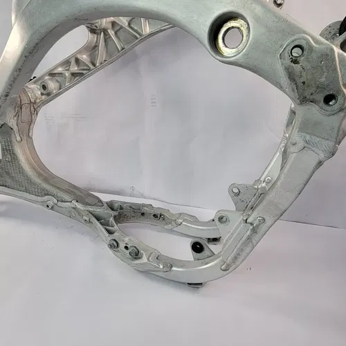 2008 2007-2008 YAMAHA YZ250F MAIN FRAME CHASSIS CRADLE 5XC-21101-G1-00 YZ 250F