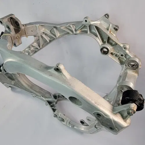 2008 2007-2008 YAMAHA YZ250F MAIN FRAME CHASSIS CRADLE 5XC-21101-G1-00 YZ 250F