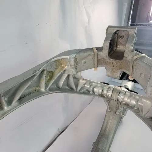2008 2007-2008 YAMAHA YZ250F MAIN FRAME CHASSIS CRADLE 5XC-21101-G1-00 YZ 250F