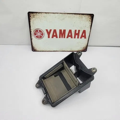 2003 YAMAHA WR450F WR250F Air Duct Battery Box Air Box Duct 5TJ-14437-00-00 OEM