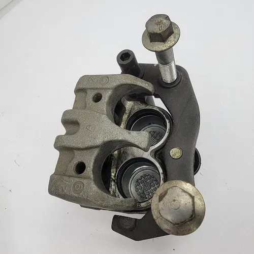 2005 1999-2006 Yamaha TTR 250 Front Brake Caliper And Hose 5GF-2580T-00 See Desc