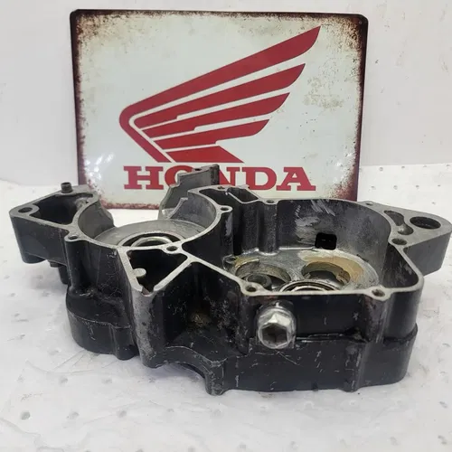 1993 1993-1994 Honda CR125R Engine Crankcase Right Honda CR125R SEE DESC