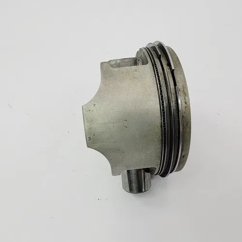2001 99-02 Suzuki SV650 SV 650 Rear Cylinder And Piston 81mm 11220-20F20-0F0