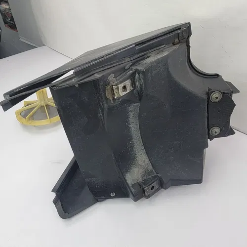 2003 2003-2005 Yamaha YZ450F YZ250F Airbox Air Box Intake Boot Side Cover OEM