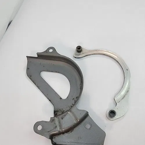 2004 1999-2006 YAMAHA TTR250 TTR 250 Front Sprocket Cover Case Saver Chain Guard