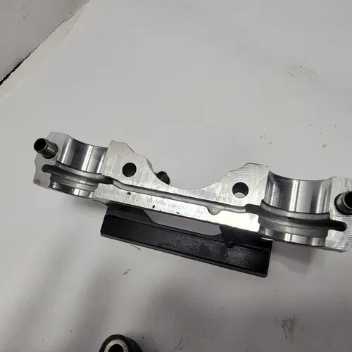 2015 2013-2017Honda CBR500R CBR 500R Cylinder Head Cams Valves Head Cover Assbly