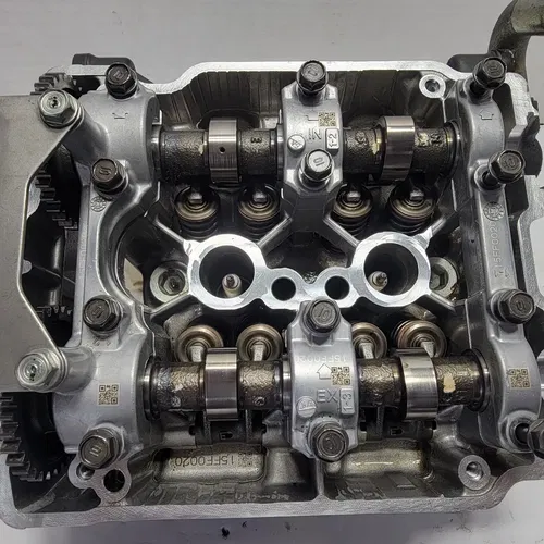 2015 2013-2017Honda CBR500R CBR 500R Cylinder Head Cams Valves Head Cover Assbly
