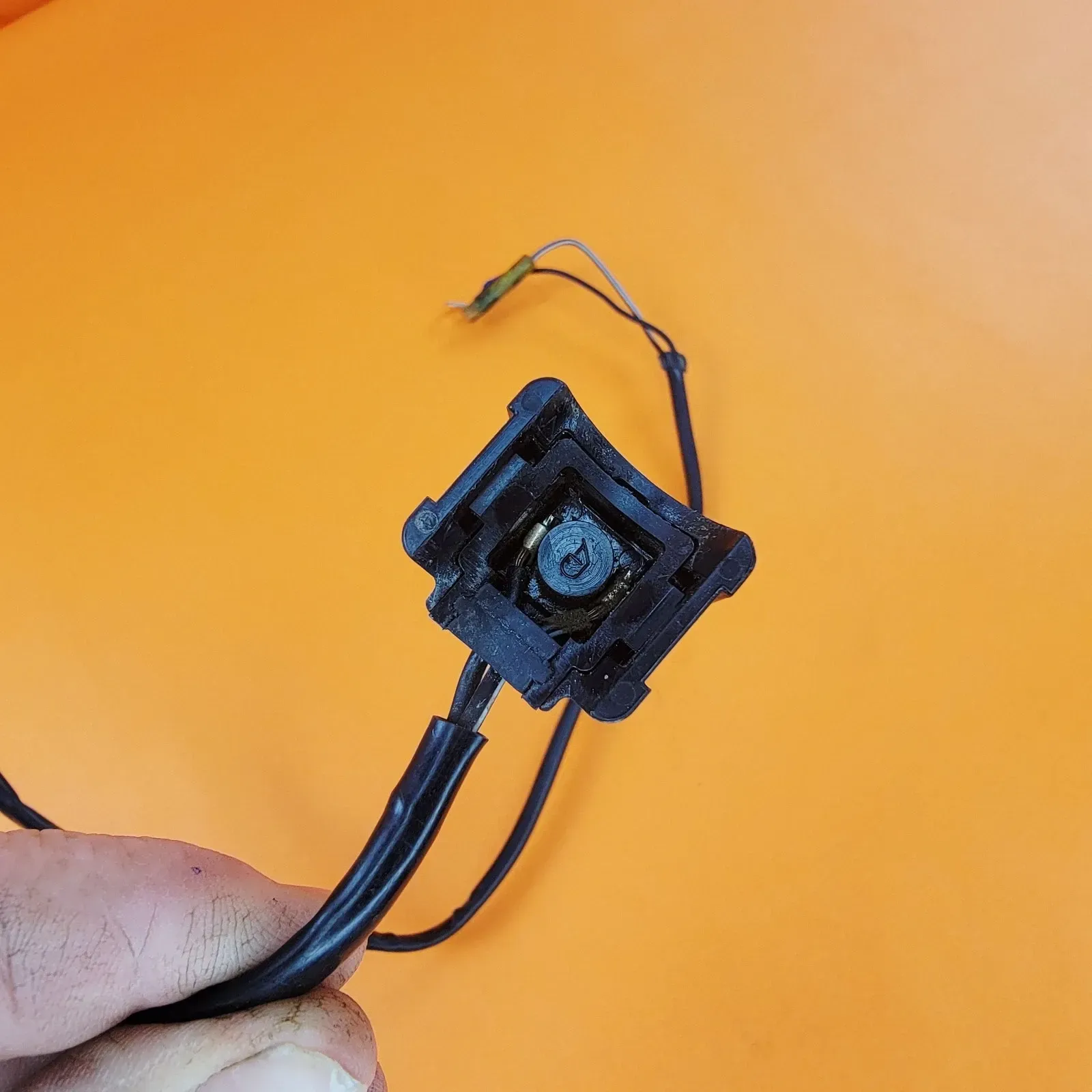 98-01 KTM 125 200 250 300 380 OEM Kill Button Stop Switch Button Fits See Below