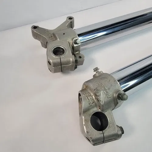 2006 Honda CRF250R Front Forks Suspension Damper Gravett Racing Built Honda OEM