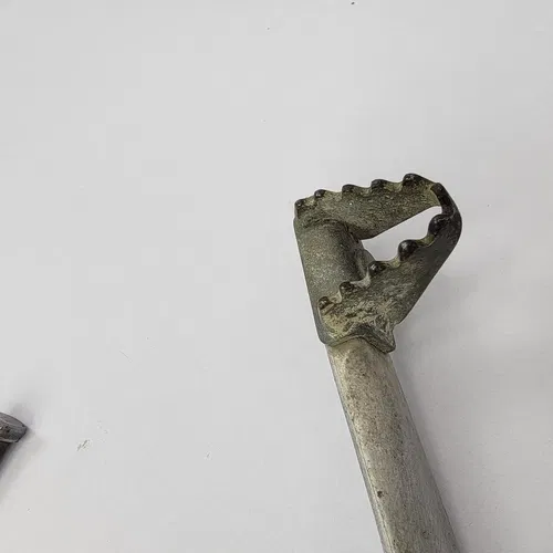 2003 2003-2006 YAMAHA WR250F WR450F Rear Brake Lever Pedal Break Bolt OEM
