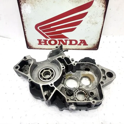 1993 1993-1994 Honda CR125R Engine Crankcase Right Honda CR125R SEE DESC