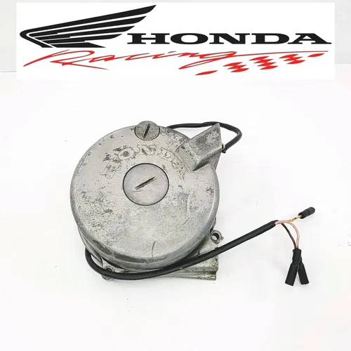 1997 1990-2002 Honda XR200R XR 200 Stator Generator And Cover Left Cover OEM