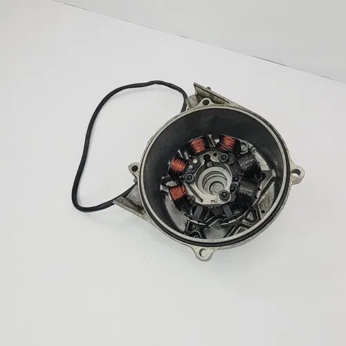 1997 1990-2002 Honda XR200R XR 200 Stator Generator And Cover Left Cover OEM
