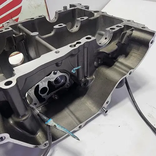 2015 2013-2018 Honda CBR500R  Cbr 500 Engine Crank Case Lower Crankcase Lower