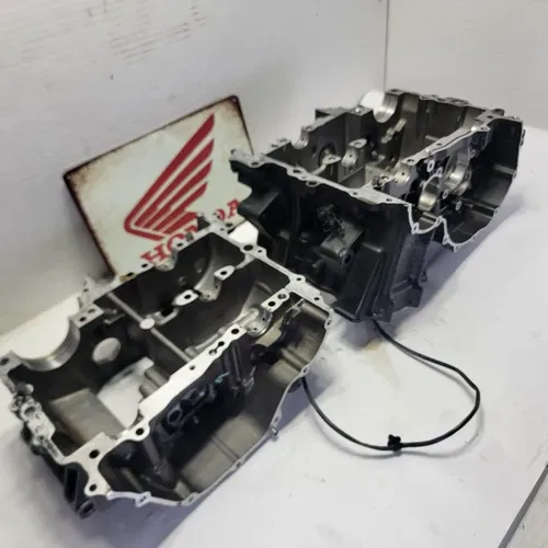 2015 2013-2018 Honda CBR500R Engine Crank Case Set Upper And Lower Crankcase OEM