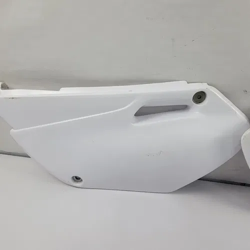 2009 2002-2019 Yamaha YZ85 Side Panels Left Right Side White Plastic Yamaha OEM