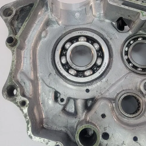 1998 1993-2002 Honda XR200R XR200 XR 200 Right Engine Crankcase Crank Case OEM