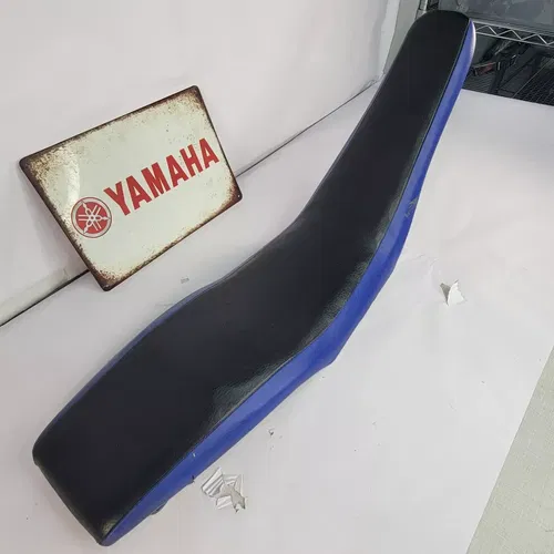 2001 YAMAHA YZ250F Seat And Seat Base Yamaha OEM YZ250 Good Condition