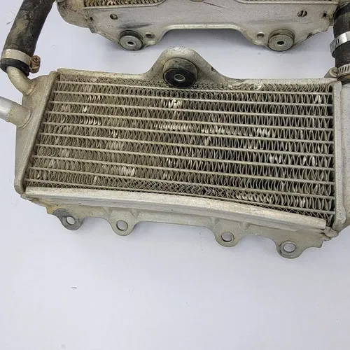 2001 2001-2002 YAMAHA YZ250F YZ 250F Radiator Engine Motor Radiator Hoses OEM
