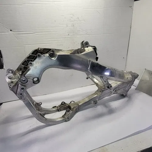 2008 2008-2009 Honda CRF250R CRF 250R CRF250 Frame Main Chassis Cradle Straight