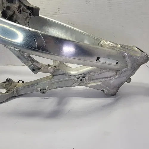 2008 2008-2009 Honda CRF250R CRF 250R CRF250 Frame Main Chassis Cradle Straight