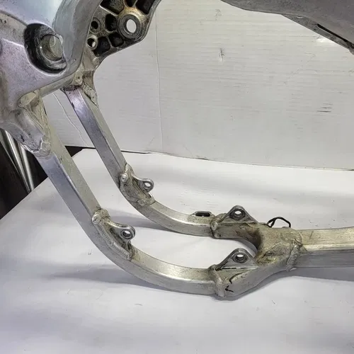 2008 2008-2009 Honda CRF250R CRF 250R CRF250 Frame Main Chassis Cradle Straight