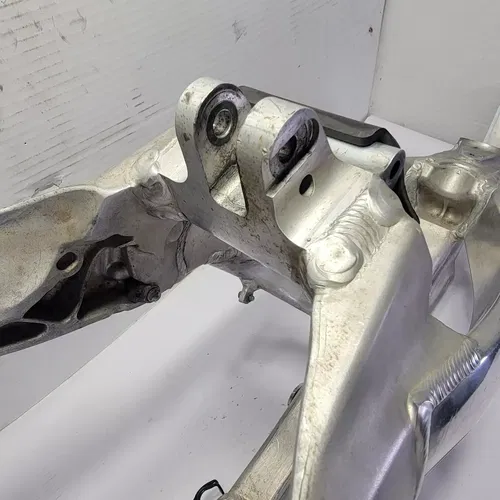 2008 2008-2009 Honda CRF250R CRF 250R CRF250 Frame Main Chassis Cradle Straight