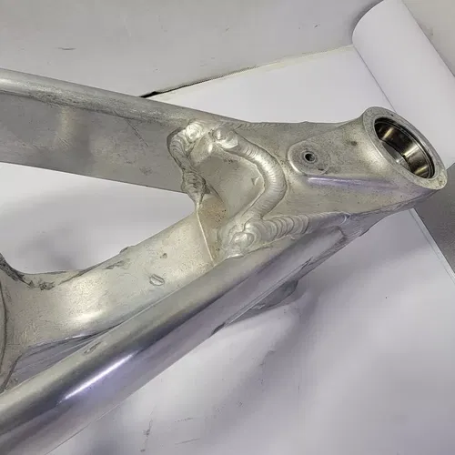 2008 2008-2009 Honda CRF250R CRF 250R CRF250 Frame Main Chassis Cradle Straight