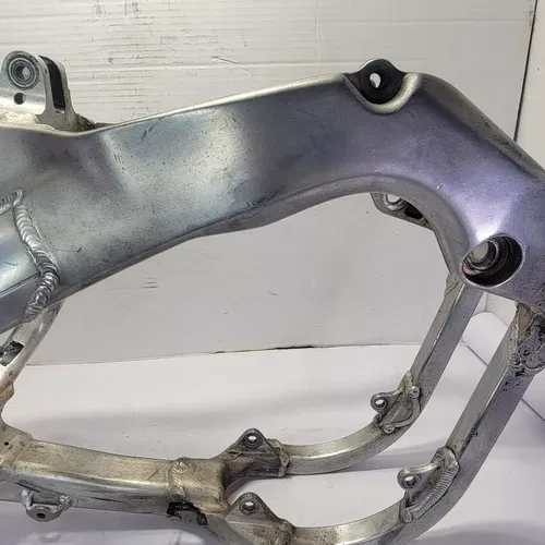 2008 2008-2009 Honda CRF250R CRF 250R CRF250 Frame Main Chassis Cradle Straight