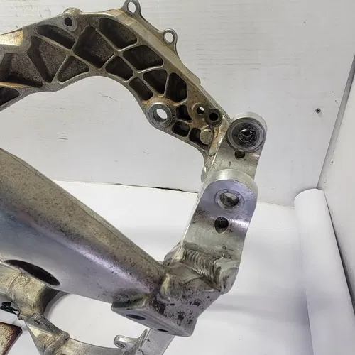 2008 2008-2009 Honda CRF250R CRF 250R CRF250 Frame Main Chassis Cradle Straight