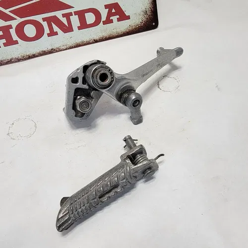 2003 1999-2006 Honda CBR600 F4i F4  Front Left Rearset Foot Peg Rear Set