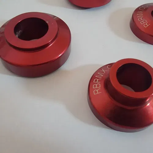 2010 Honda CRF 250R Front Axle Rear Axle Dust Covers RBRMX Anodized Red Covers