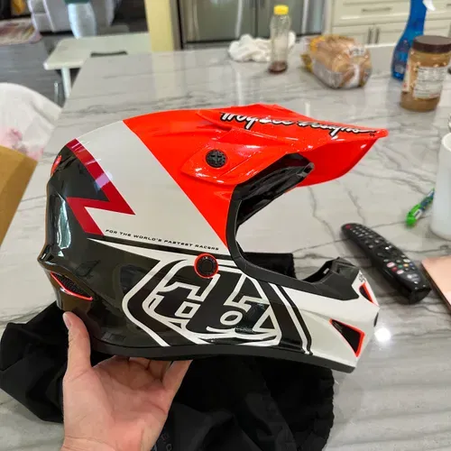 Troy Lee Designs Helmets - Size S
