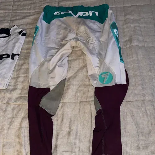 Seven Mx Pants