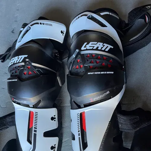 Leatt Z Frame Knee Braces 