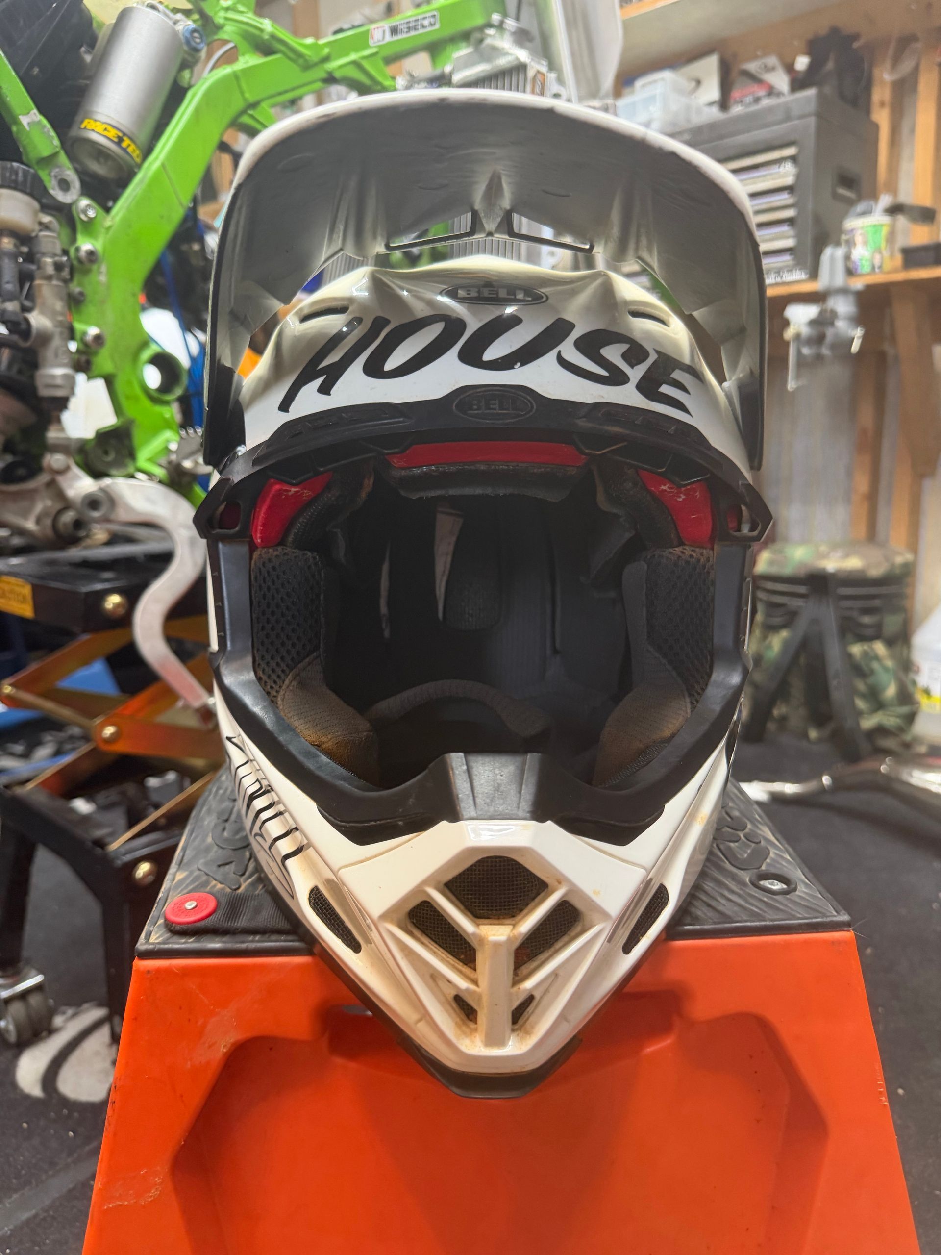 Bell Moto 9 Fast House Helmet Size L