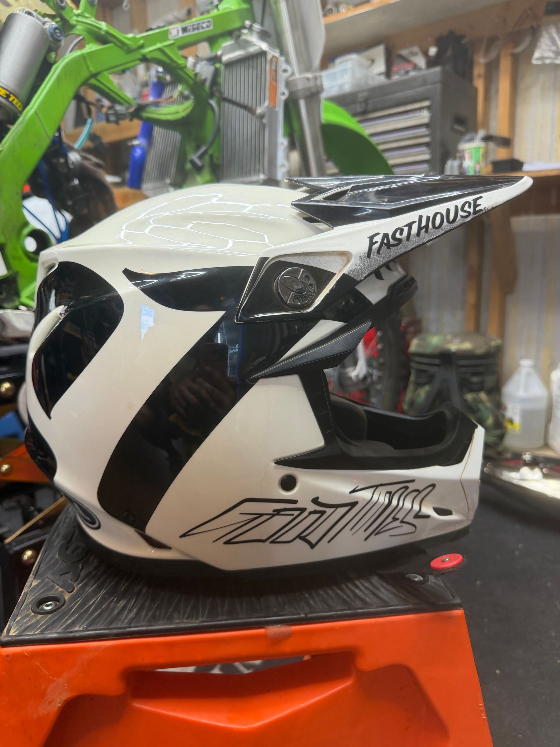 Bell Moto 9 Fast House Helmet Size L