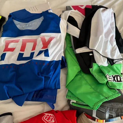 10 Sets Of Gear